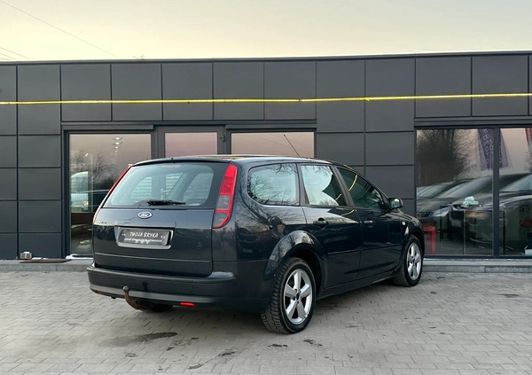 Ford Focus cena 9900 przebieg: 255000, rok produkcji 2007 z Gniezno małe 301